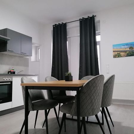 Estrella24 Living Rooms Tokio Herne Luaran gambar